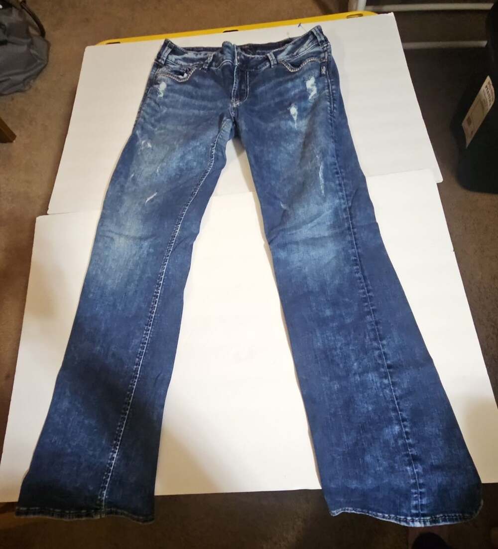 Silver Jeans Co. Denim Distressed Flap Pocket Jeans Blue